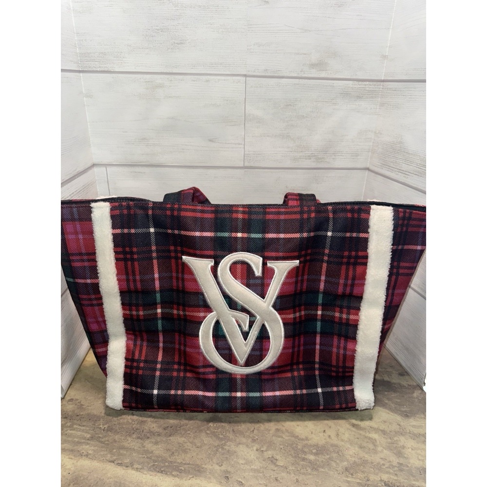 Victoria's Secret Plaid Large Sized Plaid Tote Bag Red Green Christmas Euc